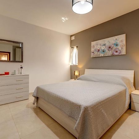 Stylish Bright And Airy Apart In Central Bugibba 圣保罗湾城 外观 照片