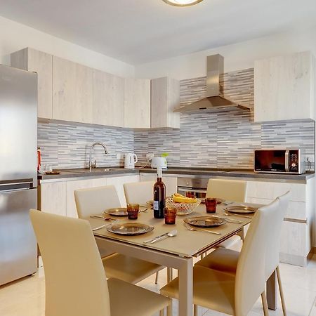 Stylish Bright And Airy Apart In Central Bugibba 圣保罗湾城 外观 照片