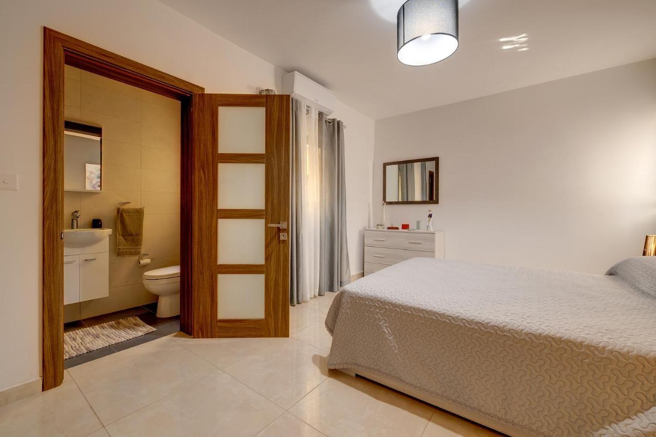 Stylish Bright And Airy Apart In Central Bugibba 圣保罗湾城 外观 照片