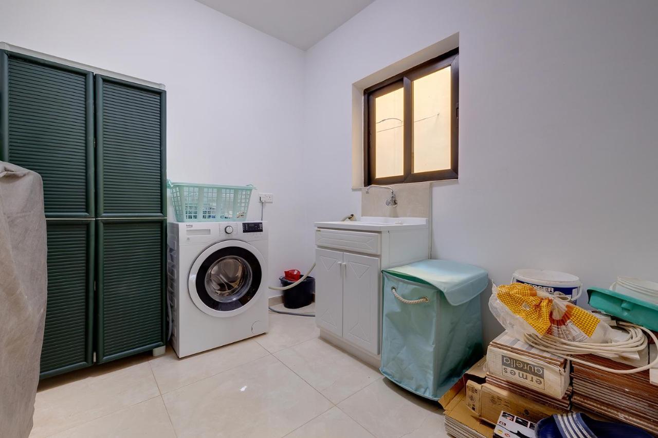 Stylish Bright And Airy Apart In Central Bugibba 圣保罗湾城 外观 照片